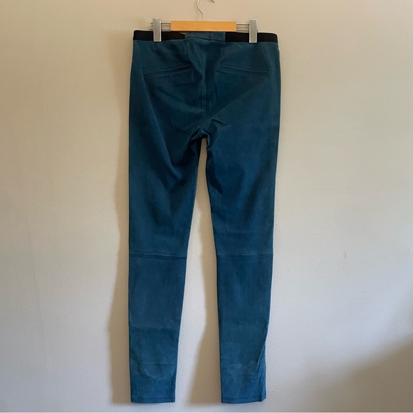 $39🎁 Genuine Leather Embossed Women's Deep Teal Blue Skinny Pants - Picture 8 of 13